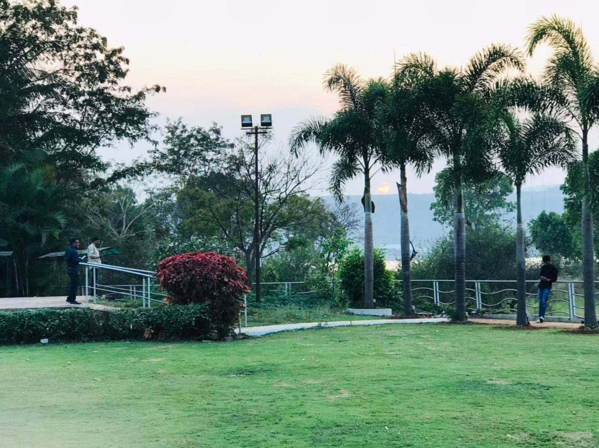 Aquarius Resort Gorhe Khurd Dış mekan fotoğraf