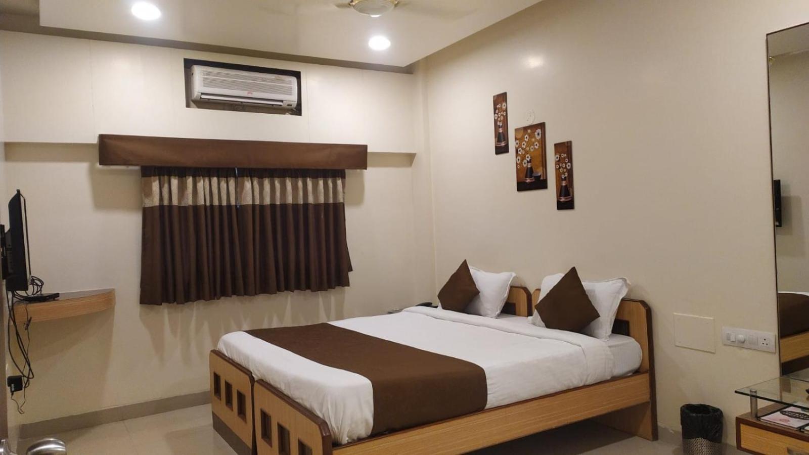 Aquarius Resort Gorhe Khurd Dış mekan fotoğraf